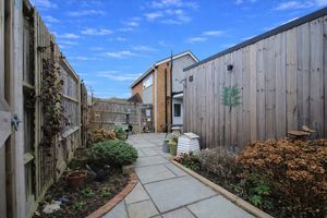 Photo 24- click for photo gallery